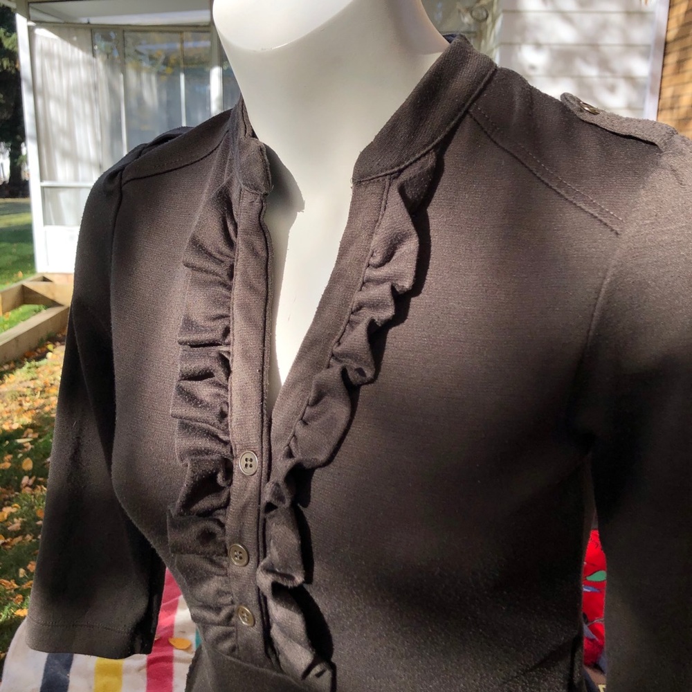 Dark Green Ruffled V-Neck - Picture 4 of 4